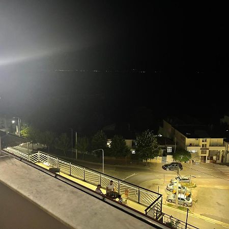 Hotel Belvedere โปกราเดซ ภายนอก รูปภาพ